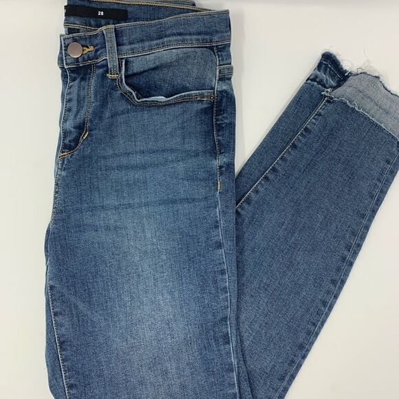 Francesca’s Jeans Size 28  - Picture 3 of 9